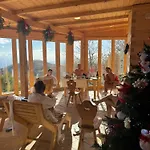 Lodge Sellaro Relax Retreat & *